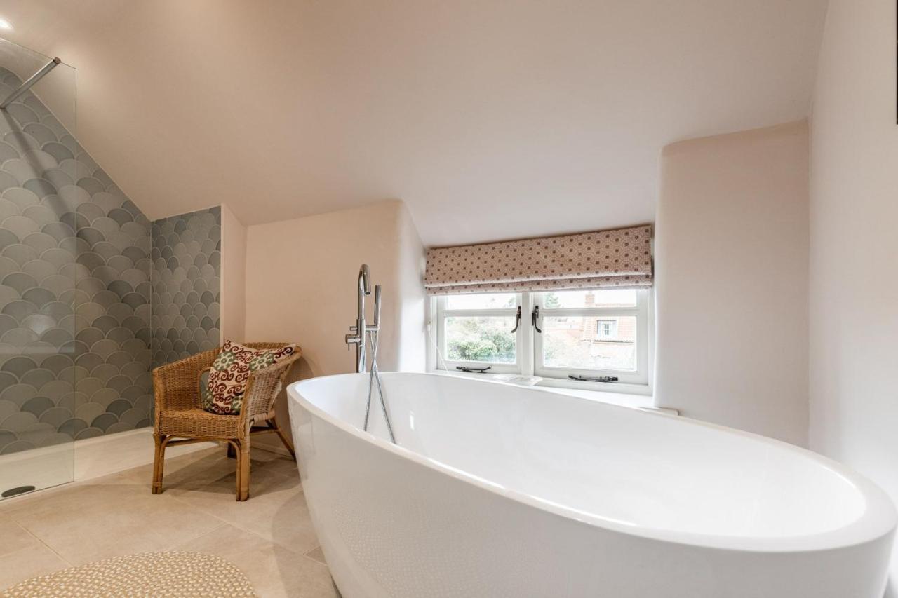 Host & Stay - White End Salthouse Bagian luar foto